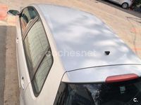 Usado VW Polo Advance 80 CV (58 kW) 2006 Gris / plata Utilitario