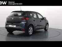 Usado Dacia Sandero Essentiel 91 CV (66 kW) 2022 Gris Berlina