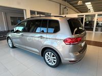 Usado VW Touran Advance 150 CV (110 kW) 2017 Beige Monovolumen
