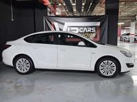 Usado Opel Astra Business 110 CV (80 kW) 2014 Blanco Berlina