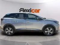 Usado Peugeot 3008 Allure 131 CV (96 kW) 2023 Gris SUV