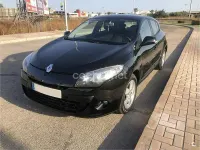 Usado Renault Mégane III Dynamique 115 CV (84 kW) 2013 Negro Berlina