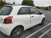 Begagnad Toyota Yaris Sol 90 HK (66 kW) 2007 Vit Halvkombi