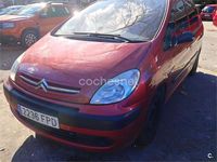Usado Citroën Xsara Picasso Exclusive 92 CV (67 kW) 2007 Rojo Monovolumen