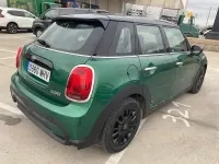 Usado Mini Cooper 136 CV (100 kW) 2023 Verde Utilitario