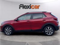 Usado Kia Stonic 120 CV (88 kW) 2022 Rojo SUV