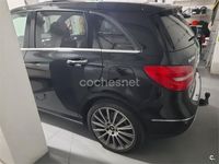 Usado Mercedes B200 136 CV (100 kW) 2013 Negro Monovolumen