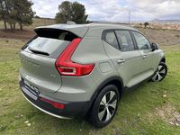 Usado Volvo XC40 Core 163 CV (119 kW) 2024 Verde SUV