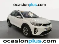Usado Kia Stonic 101 CV (74 kW) 2024 Blanco SUV