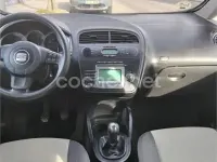 Usado Seat Altea 105 CV (77 kW) 2007 Blanco Monovolumen