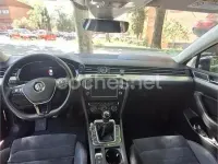 Usado VW Passat Advance 150 CV (110 kW) 2016 Negro Berlina