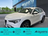 Usado Alfa Romeo Stelvio Sprint 190 CV (139 kW) 2021 Negro SUV