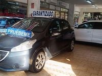 Usado Peugeot 208 Active 80 CV (58 kW) 2013 Gris Utilitario