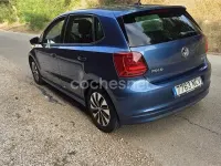 Usado VW Polo 95 CV (69 kW) 2017 Azul Berlina