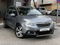 Usado Peugeot 2008 Allure 92 CV (67 kW) 2013 Gris / plata SUV