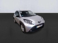 Usado Toyota Aygo X-play 69 CV (50 kW) 2023 Gris Utilitario
