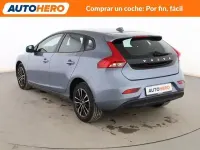 Usado Volvo V40 Momentum 120 CV (88 kW) 2016 Azul Berlina