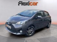 Usado Toyota Yaris Active 69 CV (50 kW) 2017 Gris Utilitario
