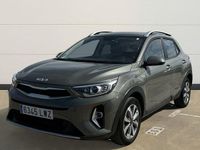 Usado Kia Stonic 84 CV (61 kW) 2022 Gris SUV