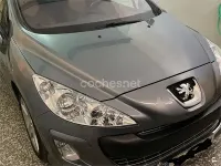 Usado Peugeot 308 Premium 110 CV (80 kW) 2009 Gris / plata Berlina