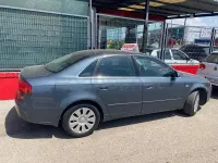 Usado Audi A4 140 CV (102 kW) 2005 Gris / plata Berlina