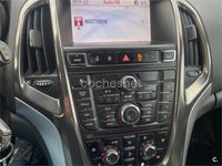 Usado Opel Astra Cosmo 160 CV (117 kW) 2010 Gris / plata Berlina