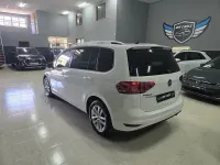 Usado VW Touran Advance 115 CV (84 kW) 2019 Blanco Monovolumen