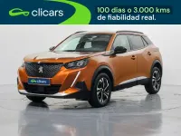 Usado Peugeot 2008 Allure 100 CV (73 kW) 2022 Naranja SUV