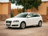 Usado Audi A3 Ambition 125 CV (91 kW) 2009 Blanco Berlina