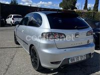 Usado Seat Ibiza CUPRA 160 CV (117 kW) 2006 Gris / plata Utilitario