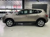 Usado Nissan Qashqai Visia 106 CV (77 kW) 2010 Beige SUV