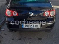 Usado VW Passat Highline 140 CV (102 kW) 2005 Negro Berlina