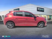 Usado Peugeot 208 Active 75 CV (55 kW) 2022 Rojo Utilitario