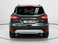 Usado Ford Kuga Trend 150 CV (110 kW) 2016 Gris SUV