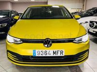 Usado VW Golf VIII Life 115 CV (84 kW) 2023 Amarillo Berlina