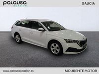 Usado Skoda Octavia Ambition 110 CV (80 kW) 2021 Blanco Familiar