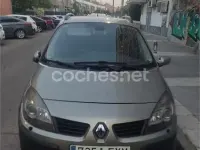 Usado Renault Scenic E-Tech Dynamique 130 CV (95 kW) 2008 Gris / plata Monovolumen