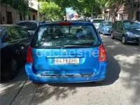 Usado Peugeot 307 90 CV (66 kW) 2005 Azul Familiar