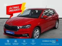 Usado Skoda Fabia Selection 95 CV (69 kW) 2026 Rojo Utilitario