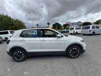 Usado VW T-Cross Advance 95 CV (69 kW) 2023 Gris / plata SUV
