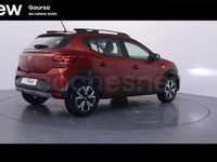 Usado Dacia Sandero Comfort 91 CV (66 kW) 2022 Rojo Berlina