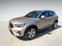 Usado Volvo XC40 Core 14 CV (10 kW) 2024 Beige SUV