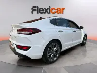 Usado Hyundai i30 140 CV (102 kW) 2018 Blanco Berlina