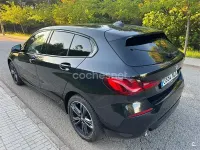 Usado BMW 118 136 CV (100 kW) 2022 Negro Berlina