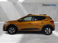 Usado Dacia Sandero Comfort 101 CV (74 kW) 2021 Naranja Berlina