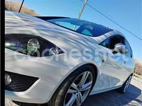 Usado Seat Leon Ecomotive 105 CV (77 kW) 2010 Blanco Berlina