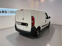 Usado Fiat Doblò 90 CV (66 kW) 2021 Blanco Monovolumen