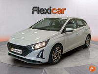Usado Hyundai i20 84 CV (61 kW) 2024 Gris Utilitario