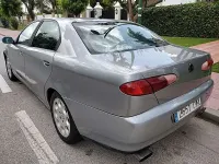 Usado Alfa Romeo 166 Distinctive 175 CV (128 kW) 2004 Plateado Berlina