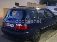 Usado Kia Carens EX 112 CV (82 kW) 2004 Azul Monovolumen